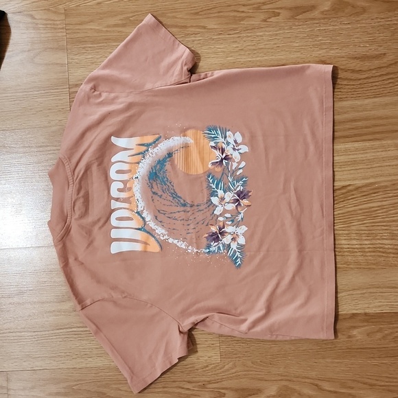 Two Volcom Pocket Dial T-shirt Women xs and small - Picture 4 of 9